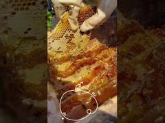 Natürlicher Bienenhonig, reiner Rohhonig für den direkten Verzehr, köstlicher Honig