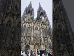 Durch die Ausstellung wurde Vertrauen mit den Kunden aufgebaut und eine langfristige Zusammenarbeit erreicht