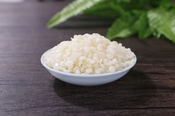 kaufen Völlig raffiniertes Paraffinwachs 80# für Kosmetik wachsen Paletten-weißes mikrokristallines Wachs ein on-line-Fertigung