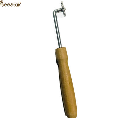 Imker-Beehive Tools Wooden-Griff-Sporn Embedder mit kleinem Gang für Imkerei